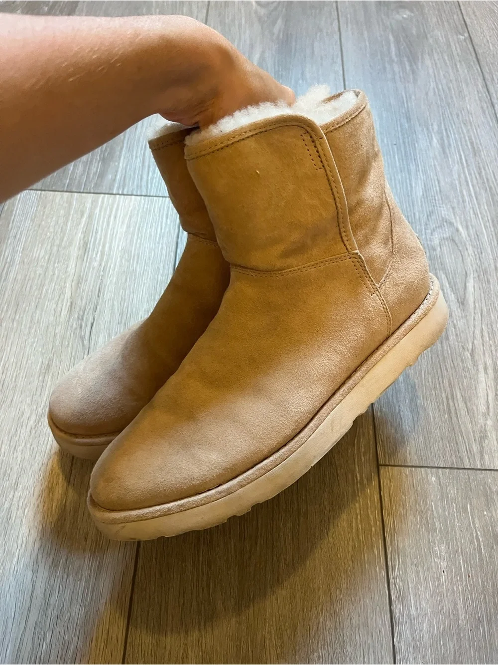 UGG Shearling Classic Zippered Bootie Size 40 / 9